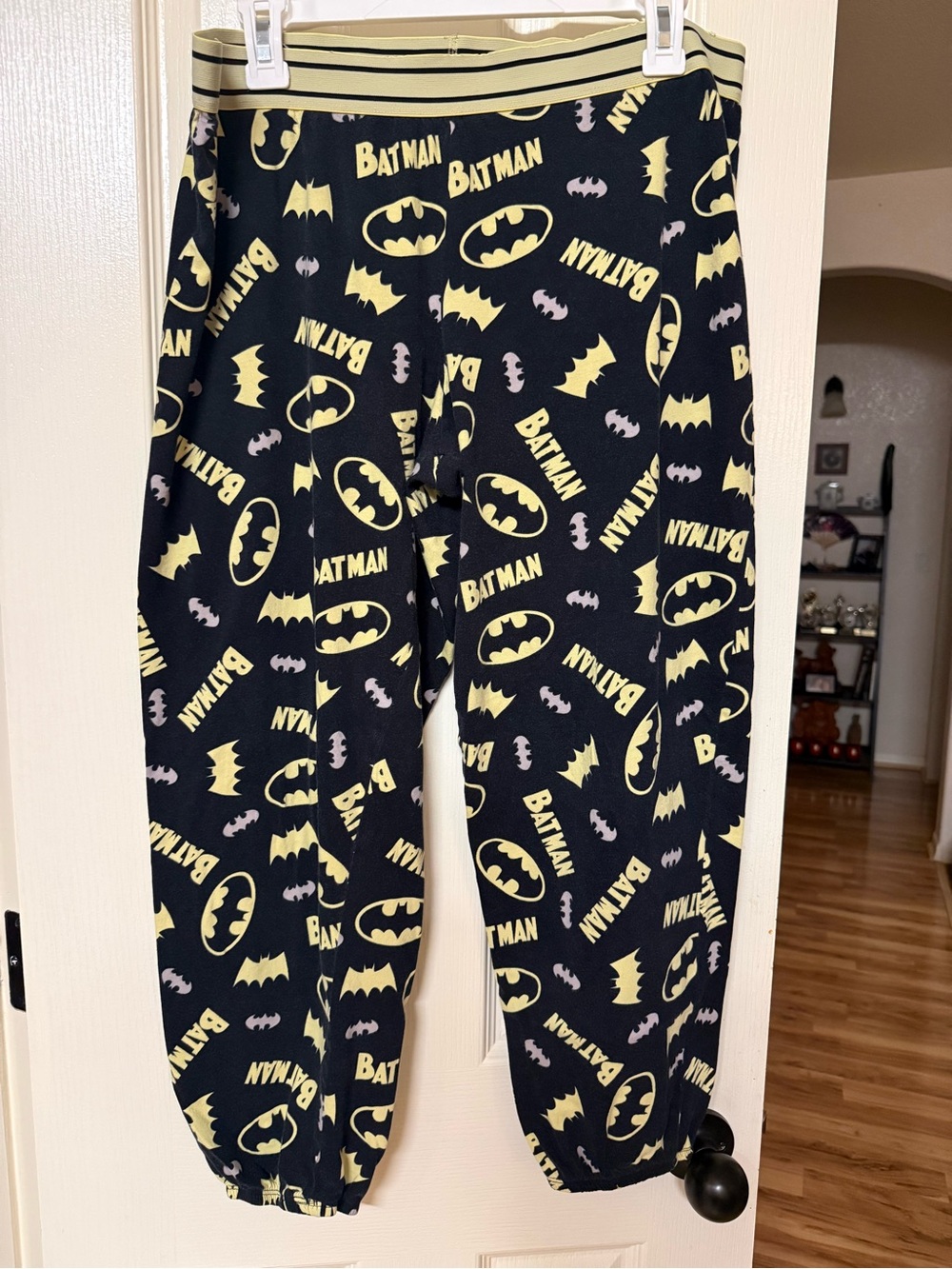 Batman Women's Black & Yellow Pajama Pants